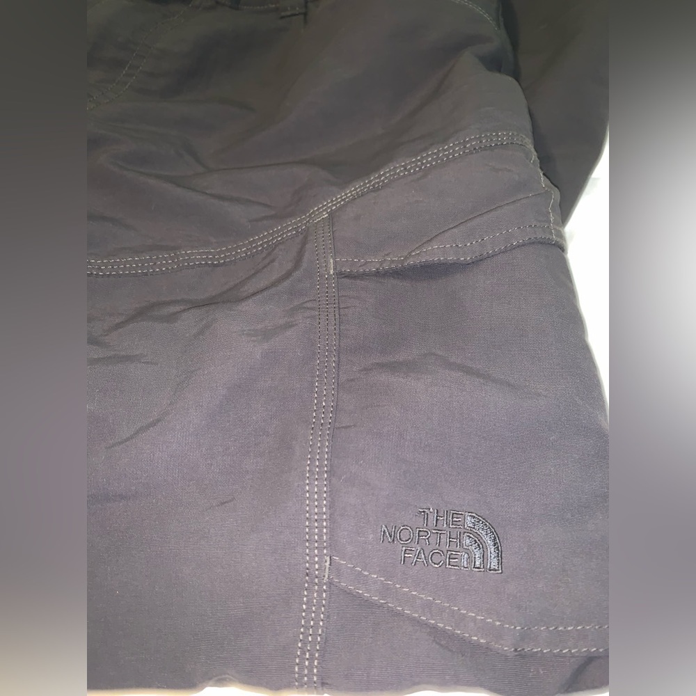 The North Face men’s convertible pants— XL - Picture 2 of 16